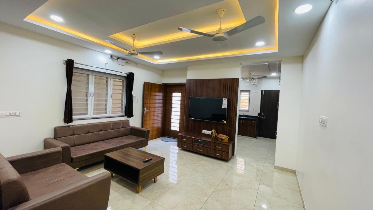 Villa Luxurious 3 Bhk In - Shivani