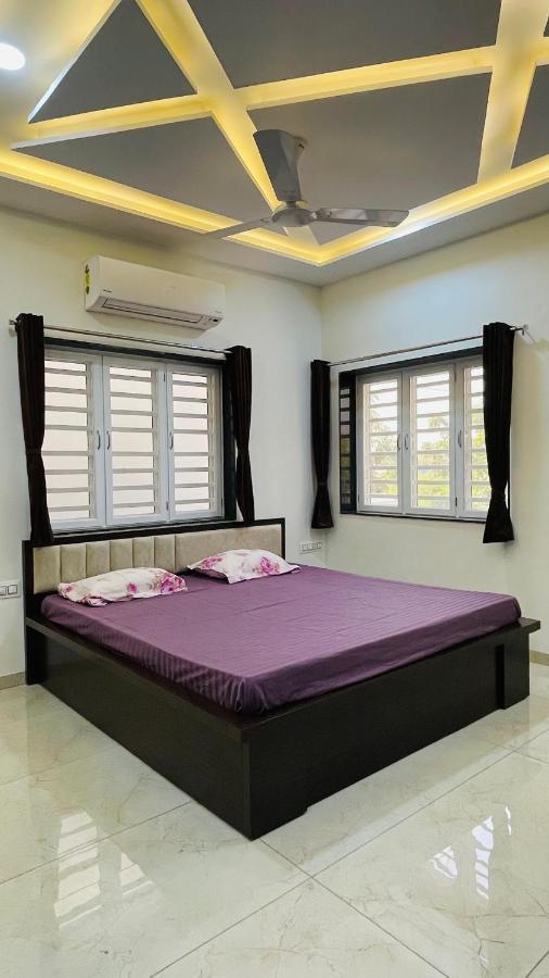Luxurious 3 Bhk In - Shivani Bhuj