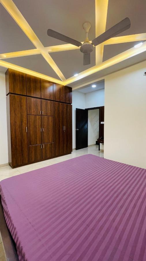 Luxurious 3 Bhk In - Shivani Villa Bhuj