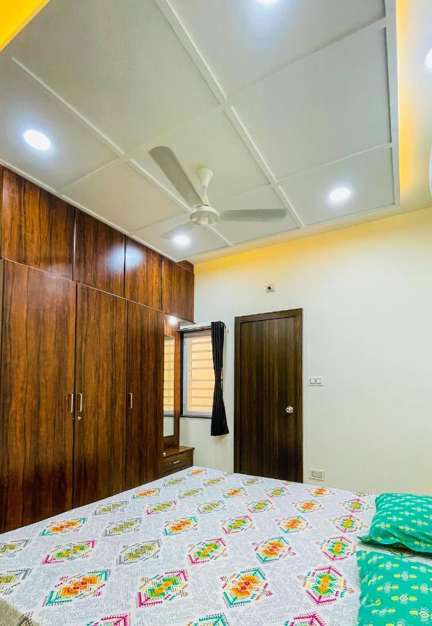 Luxurious 3 Bhk In - Shivani Villa *