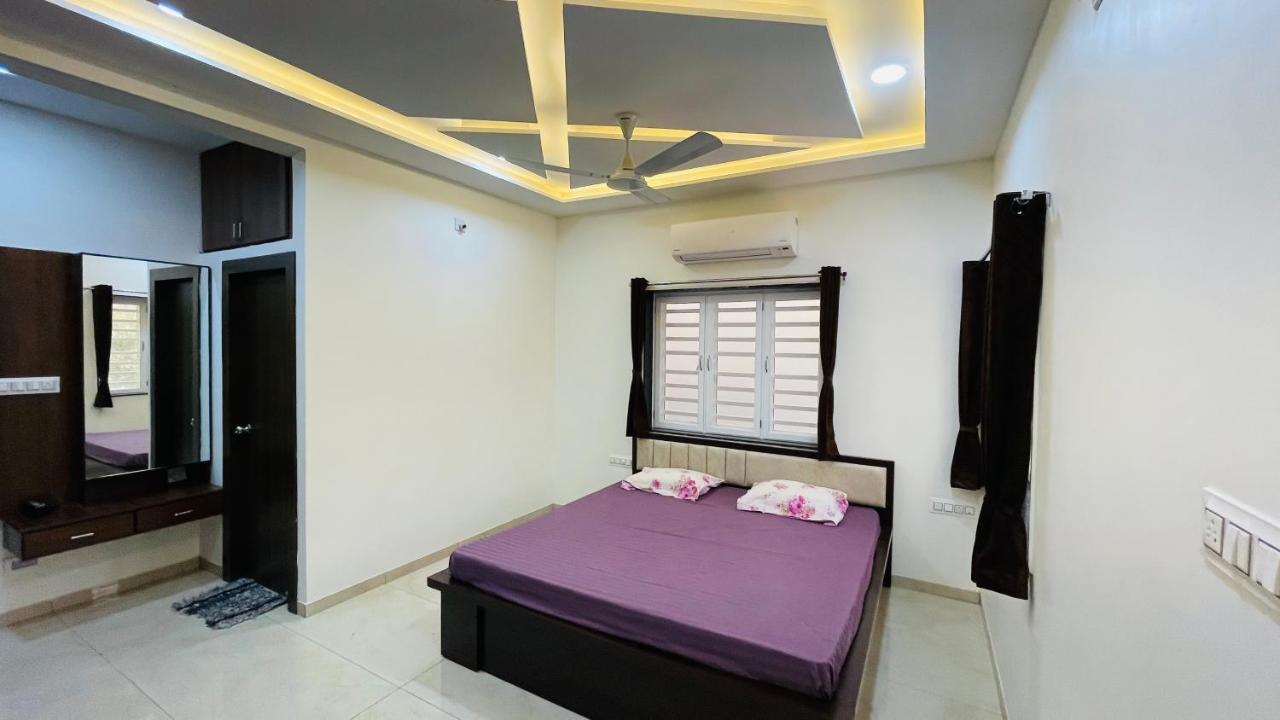 Villa Luxurious 3 Bhk In - Shivani Bhuj